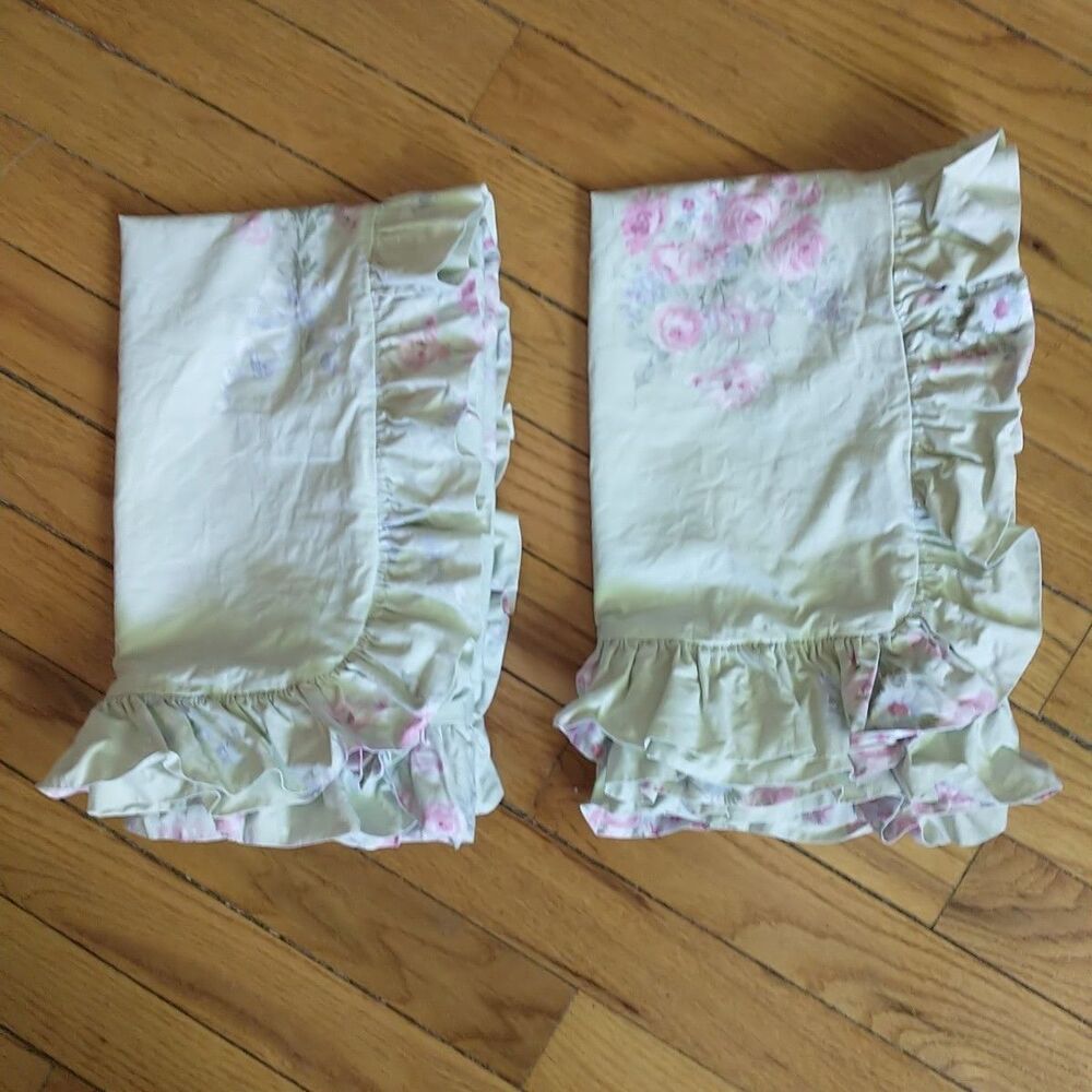 Simply Shabby Chic Pillow Shams Blush Beauty Green Pink Roses Ruffle Pair 2x